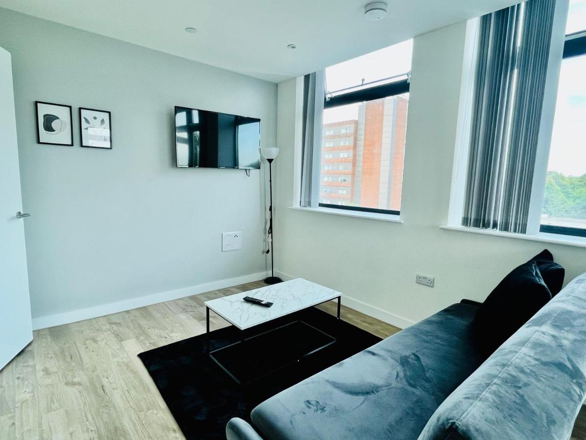 Stunning One Bedroom Apartment In Old Trafford مانشستر المظهر الخارجي الصورة