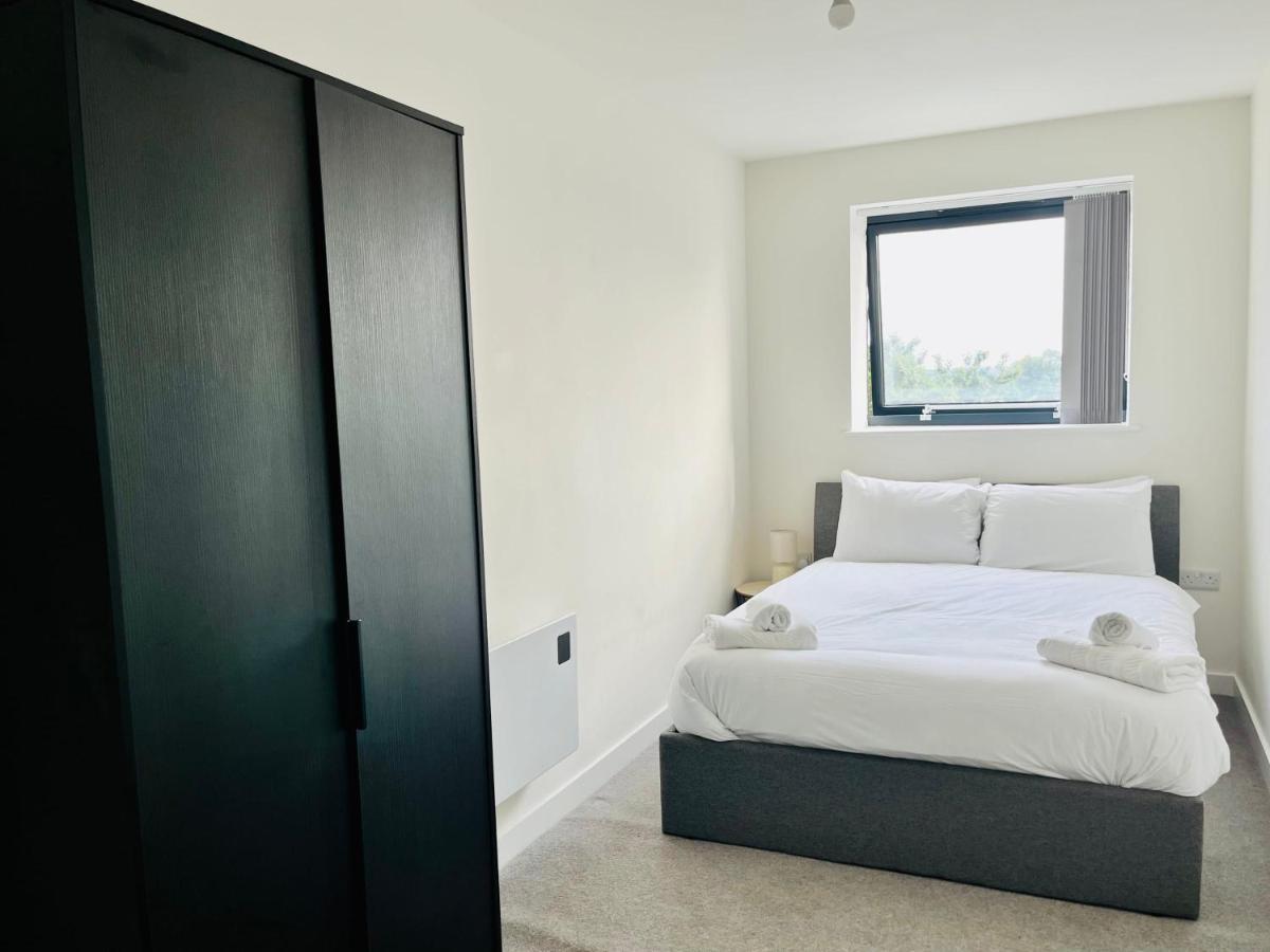 Stunning One Bedroom Apartment In Old Trafford مانشستر المظهر الخارجي الصورة